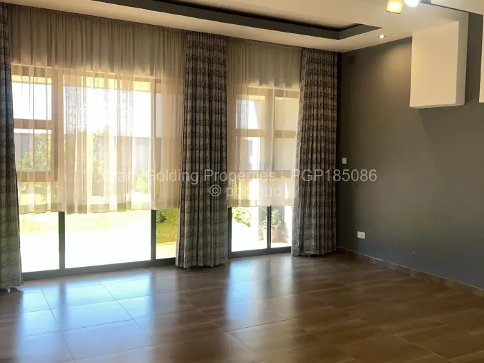 4 Bedroom House to Rent in Mount Pleasant Heights