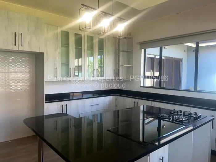 4 Bedroom House to Rent in Mount Pleasant Heights