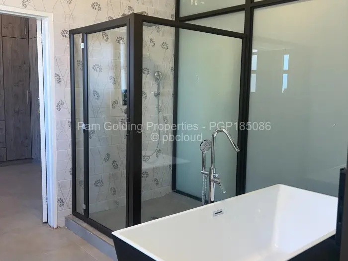 4 Bedroom House to Rent in Mount Pleasant Heights