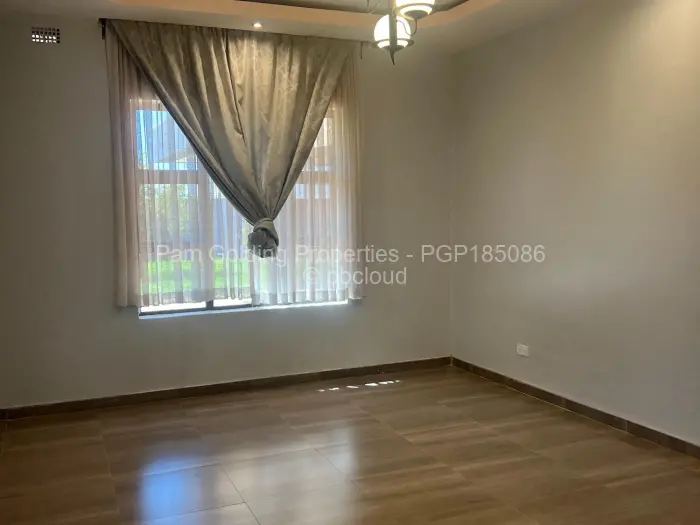 4 Bedroom House to Rent in Mount Pleasant Heights