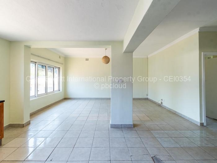 Townhouse/Cluster to Rent in Mabelreign, Harare