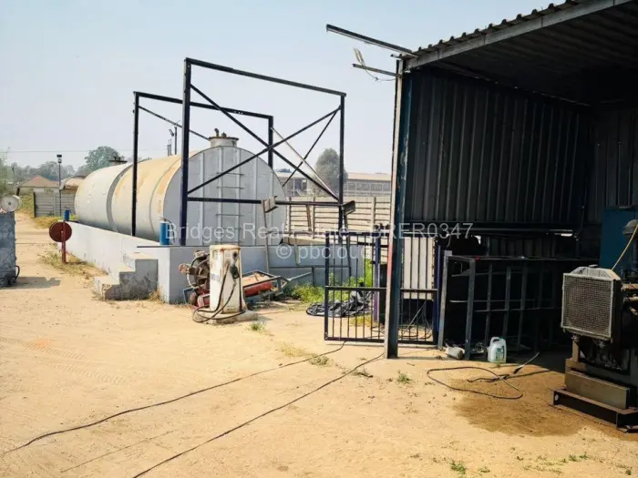 Industrial Property to Rent in Waterfalls