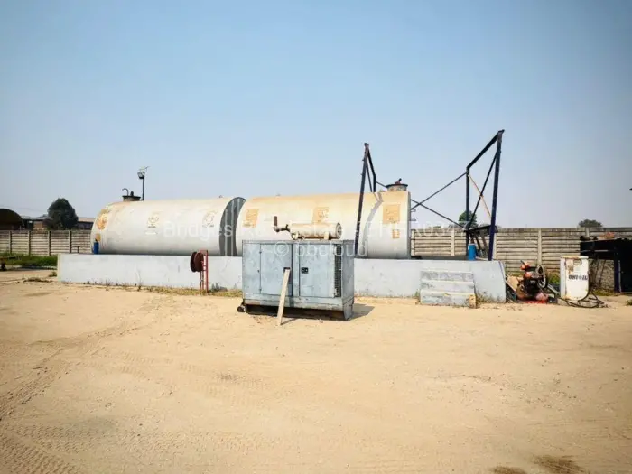 Industrial Property to Rent in Waterfalls