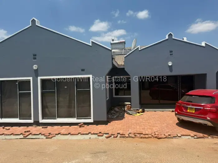 Townhouse/Complex/Cluster to Rent in Bluff Hill