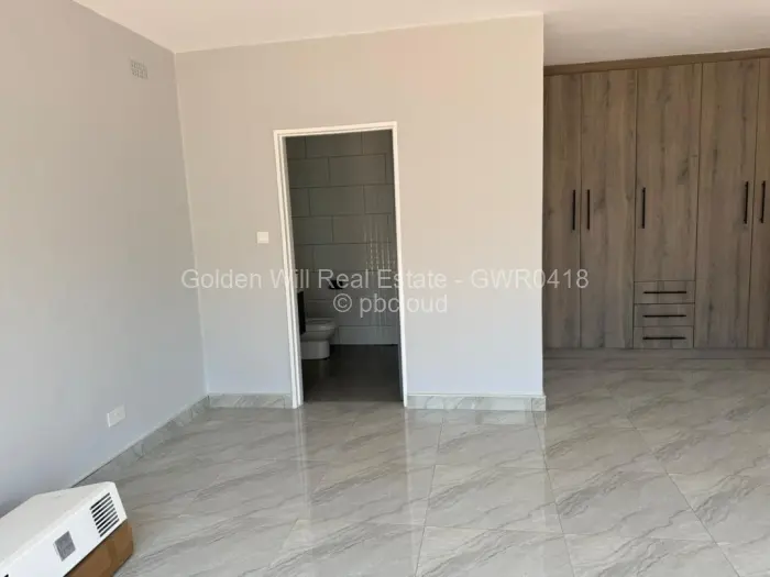 Townhouse/Complex/Cluster to Rent in Bluff Hill