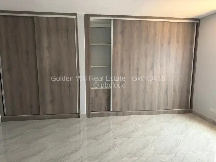 Townhouse/Complex/Cluster to Rent in Bluff Hill