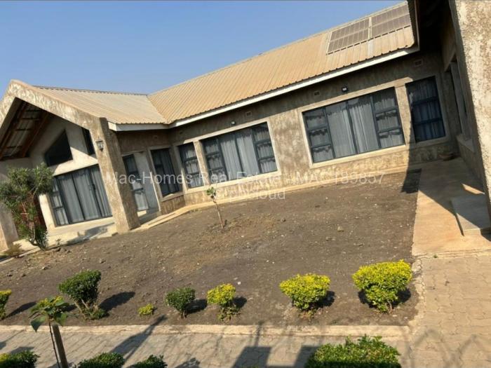 4 Bedroom House for Sale in Sandton Park, Harare