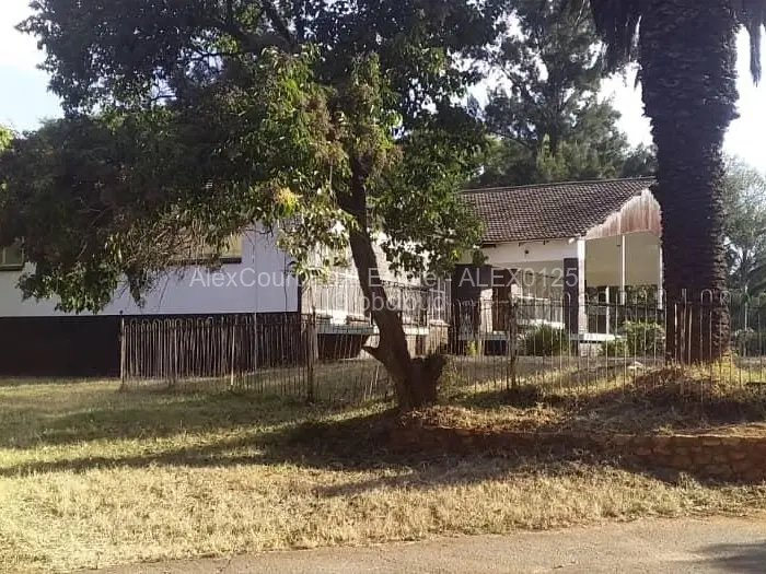 4 Bedroom House for Sale in Hillside, Harare