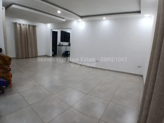 3 Bedroom House for Sale in Mbundane, Bulawayo