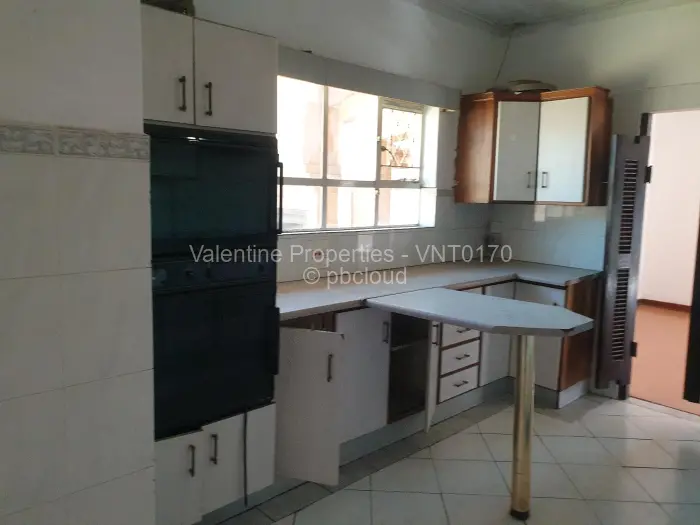 Warehouse/Industrial to Rent in Avondale, Harare