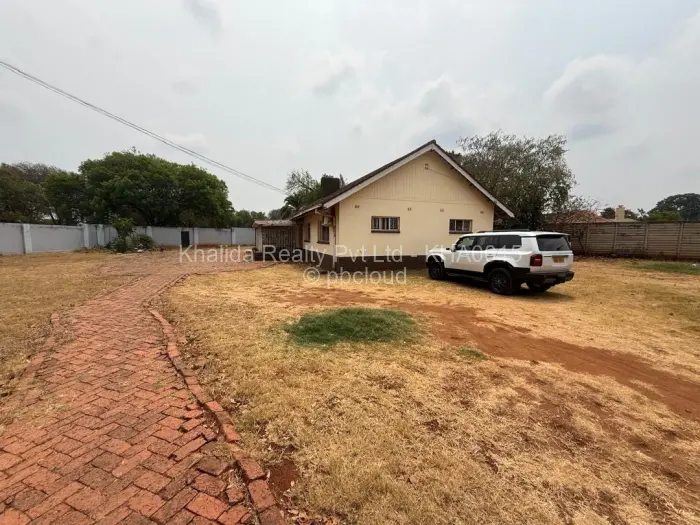 House for Sale in Eastlea, Harare