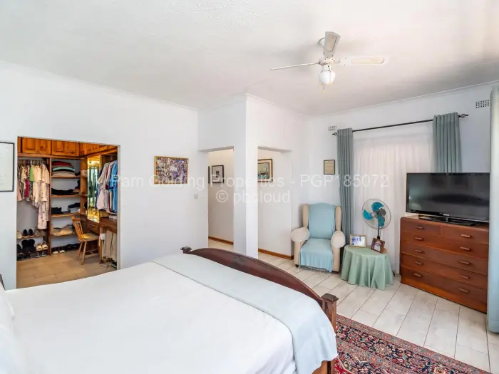 Townhouse/Cluster for Sale in Greystone Park, Harare