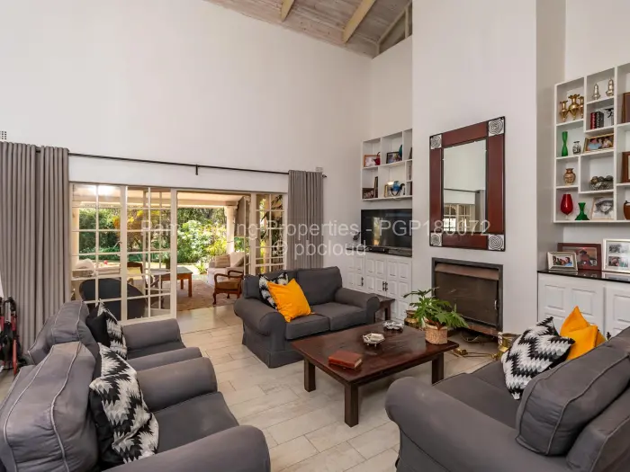 Townhouse/Cluster for Sale in Greystone Park, Harare