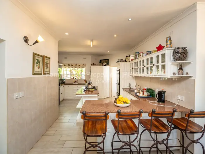 Townhouse/Cluster for Sale in Greystone Park, Harare