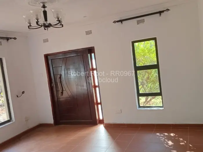 3 Bedroom Cottage/Garden Flat to Rent in Vainona, Harare