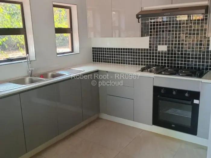 3 Bedroom Cottage/Garden Flat to Rent in Vainona, Harare