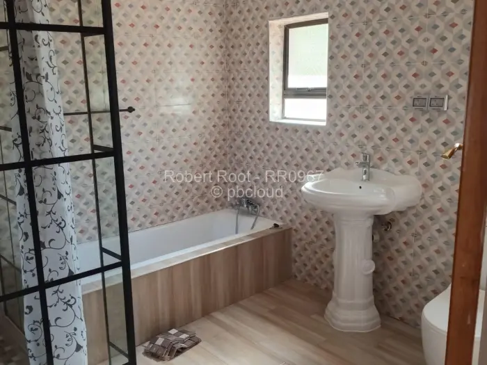 3 Bedroom Cottage/Garden Flat to Rent in Vainona, Harare