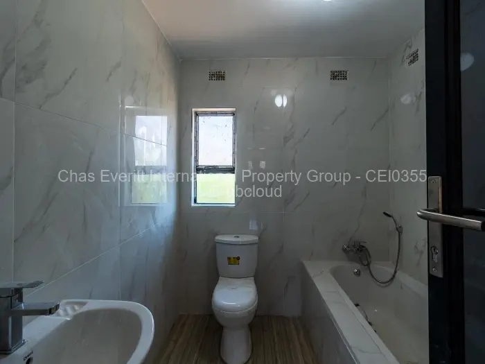 3 Bedroom Cottage/Garden Flat to Rent in Marlborough