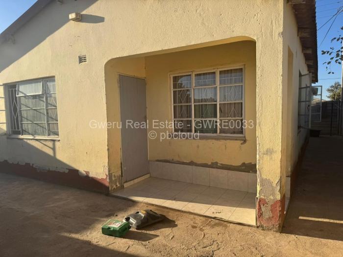 3 Bedroom House for Sale in Mkoba, Gweru