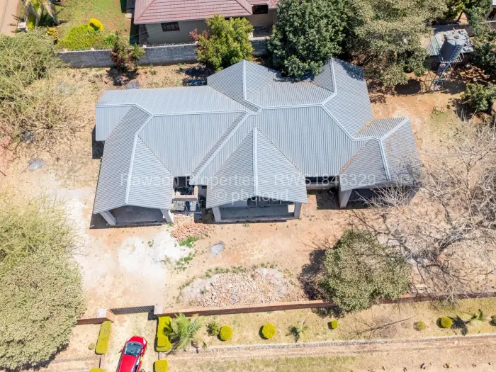 4 Bedroom House for Sale in Glen Lorne, Harare