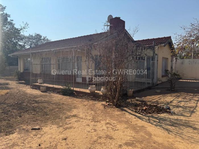 3 Bedroom House for Sale in Redcliff, Redcliff