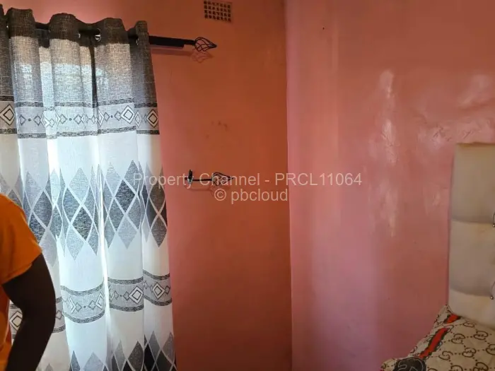 5 Bedroom House for Sale in Kuwadzana, Harare