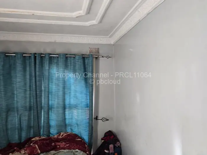 5 Bedroom House for Sale in Kuwadzana, Harare