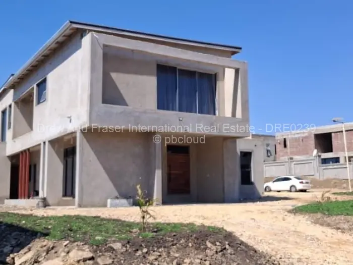 Townhouse/Complex/Cluster for Sale in Quinnington, Harare