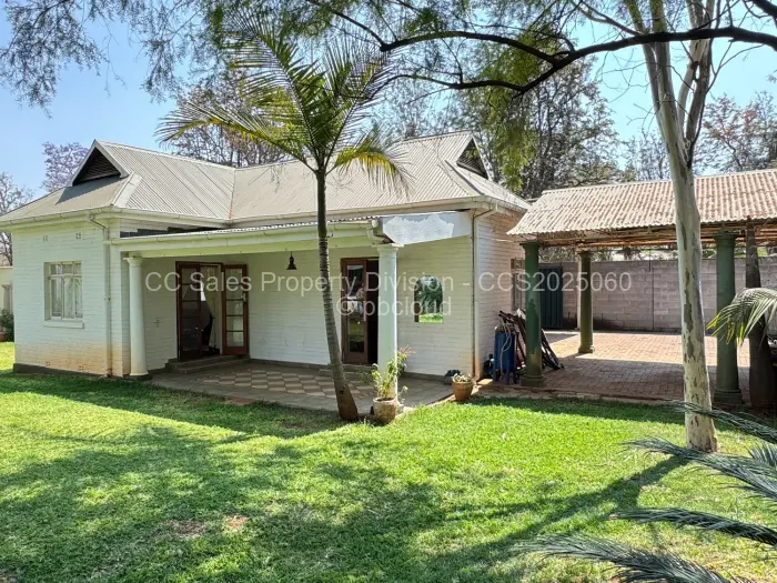 3 Bedroom House for Sale in Suburbs, Bulawayo