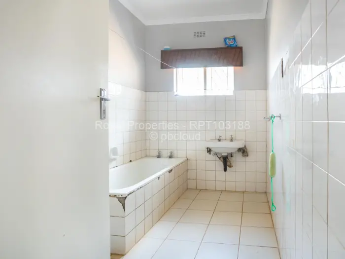 3 Bedroom House for Sale in Mandara, Harare