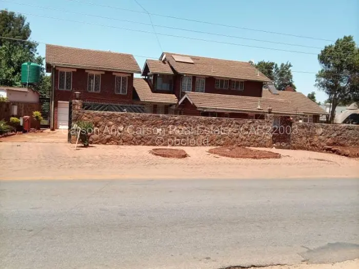 5 Bedroom House to Rent in Mount Pleasant