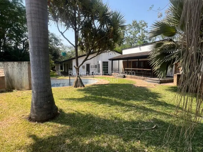 4 Bedroom House for Sale in Chiredzi, Chiredzi