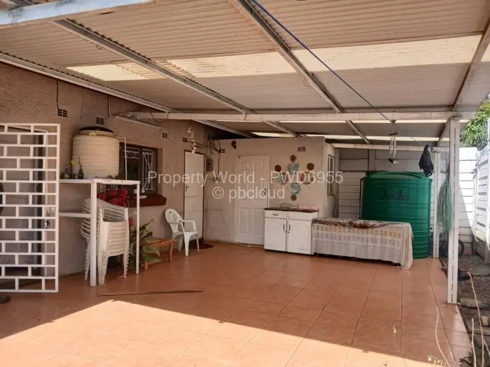 Townhouse/Complex/Cluster to Rent in Avondale West