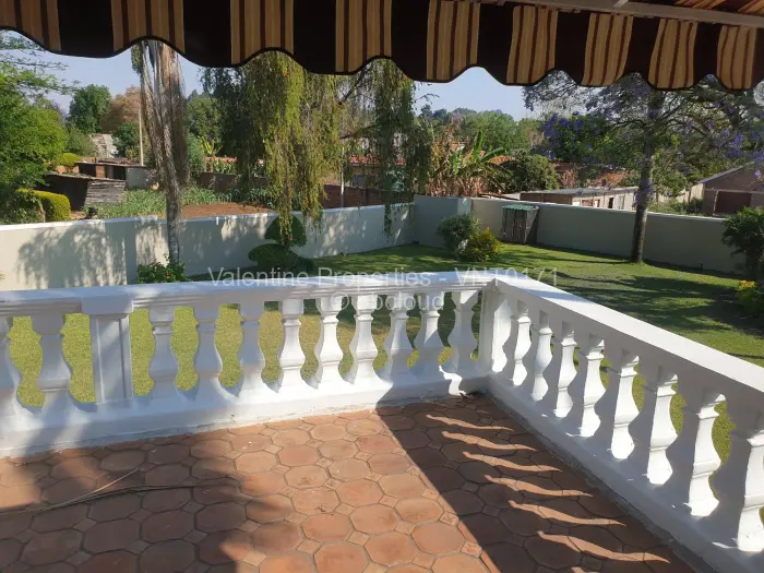 6 Bedroom House to Rent in Helensvale, Harare