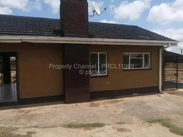 3 Bedroom House to Rent in Marimba Park, Harare