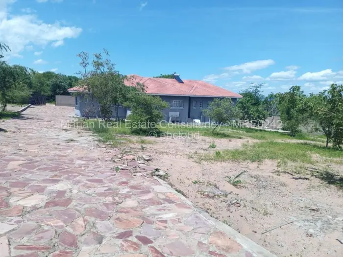 3 Bedroom House for Sale in Binga, Binga