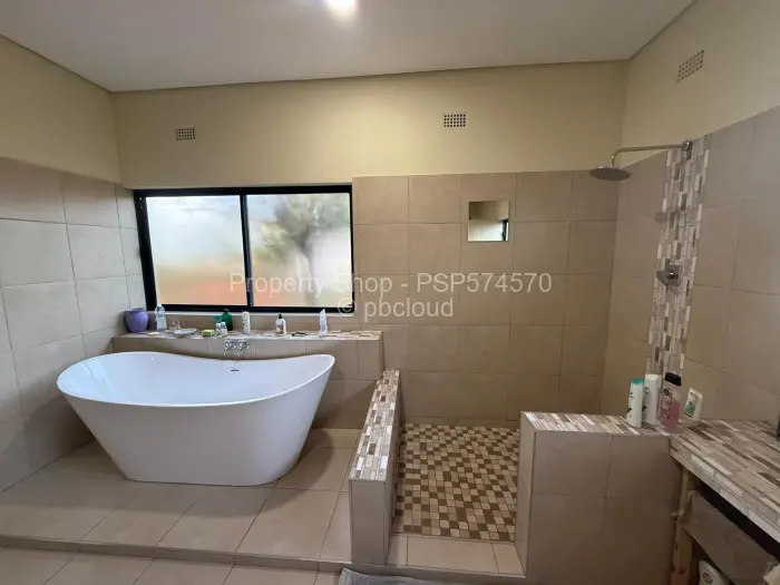 4 Bedroom House for Sale in Victoria Falls, Victoria Falls