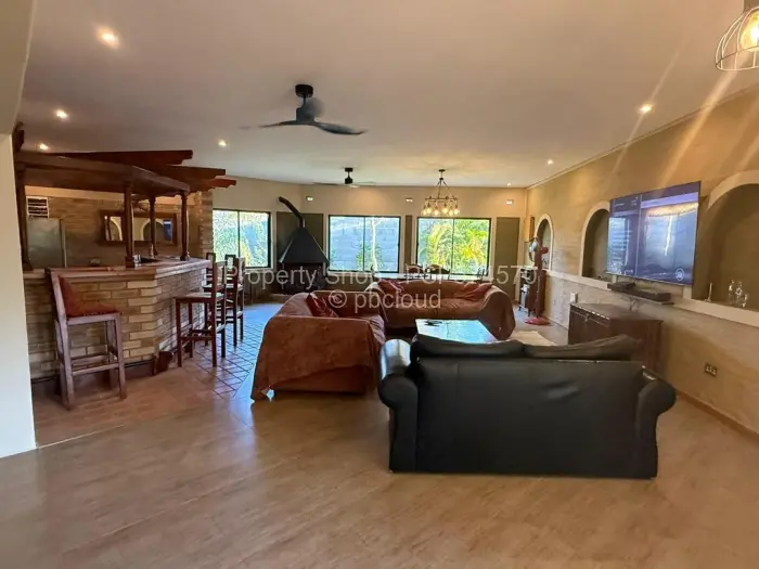 4 Bedroom House for Sale in Victoria Falls, Victoria Falls