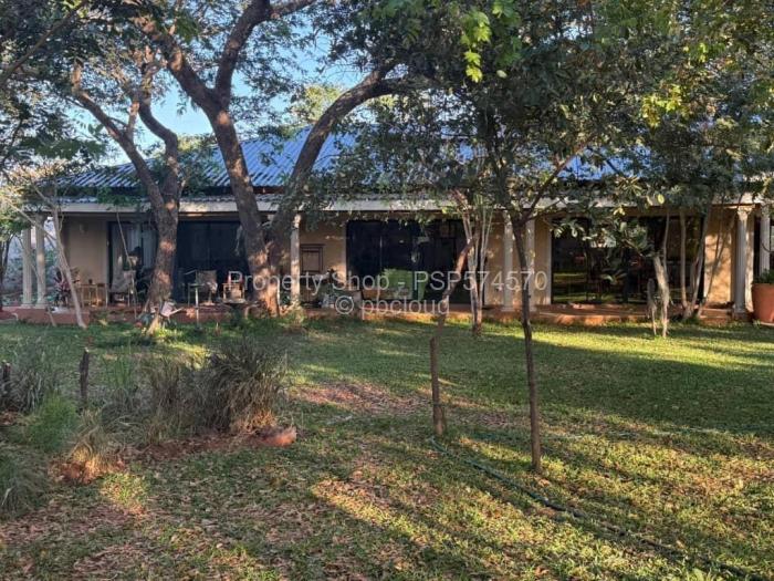 4 Bedroom House for Sale in Victoria Falls, Victoria Falls