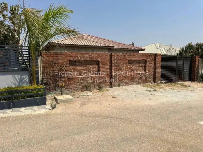 4 Bedroom House for Sale in Ruwa, Ruwa
