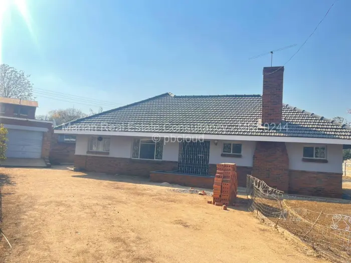 3 Bedroom House to Rent in Bradfield, Bulawayo