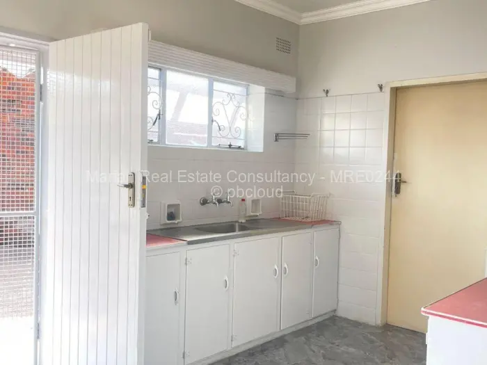 3 Bedroom House to Rent in Bradfield, Bulawayo