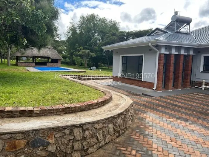House for Sale in Helensvale, Harare