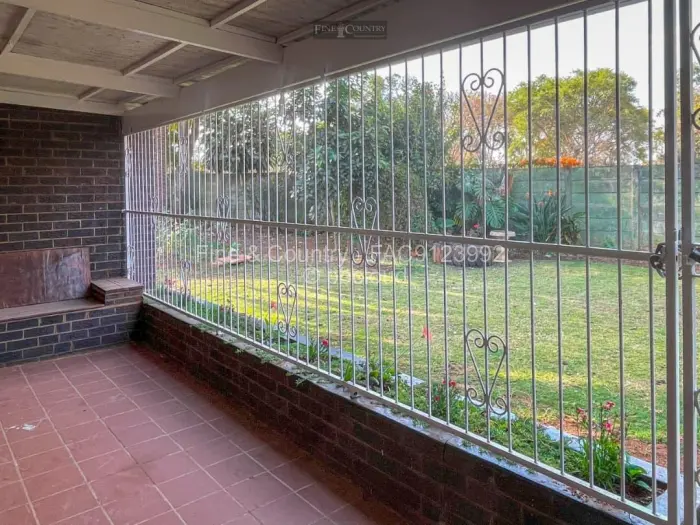 2 Bedroom Cottage/Garden Flat for Sale in Marlborough, Harare