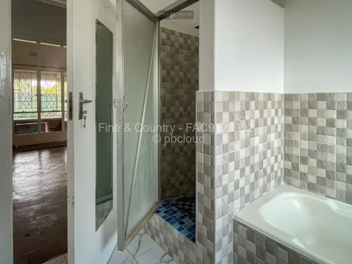 2 Bedroom Cottage/Garden Flat for Sale in Marlborough, Harare