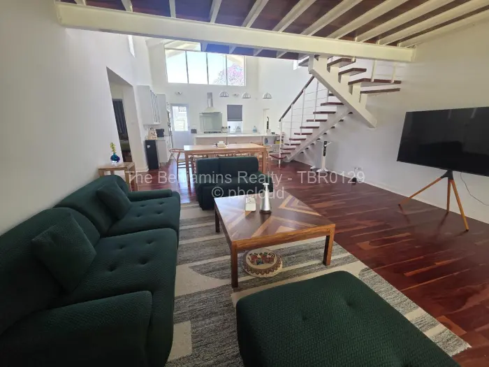 Townhouse/Complex/Cluster to Rent in Newlands