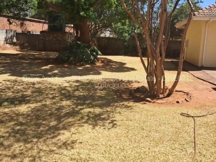 Townhouse/Complex/Cluster to Rent in Mount Pleasant
