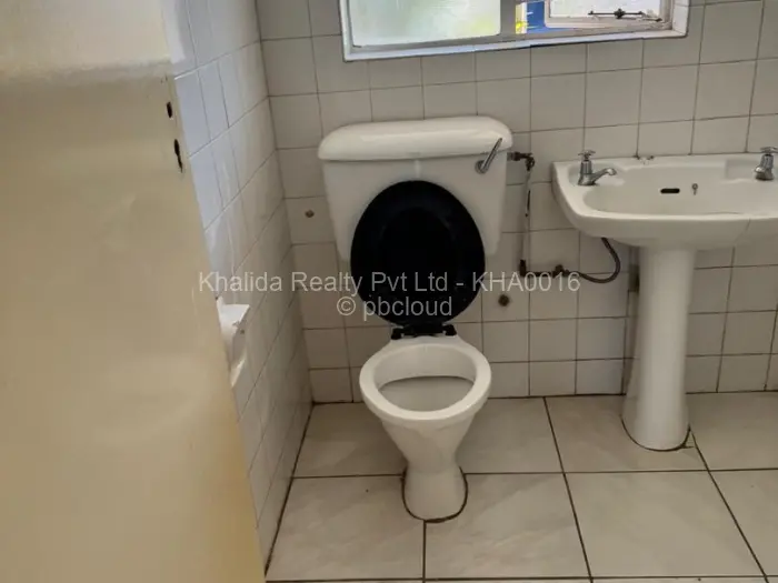 2 Bedroom Cottage/Garden Flat to Rent in Chadcombe, Harare