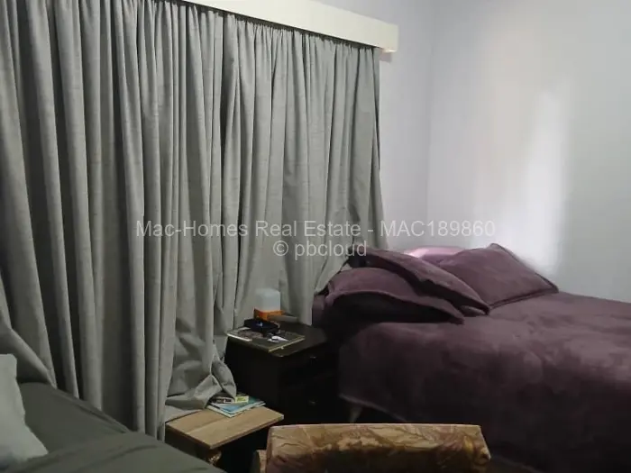 5 Bedroom House for Sale in Greendale North, Harare