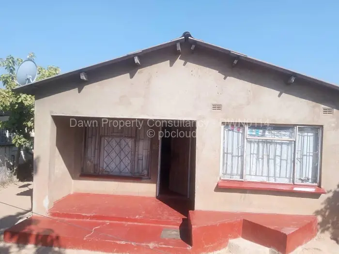 5 Bedroom House for Sale in Macheke, Macheke